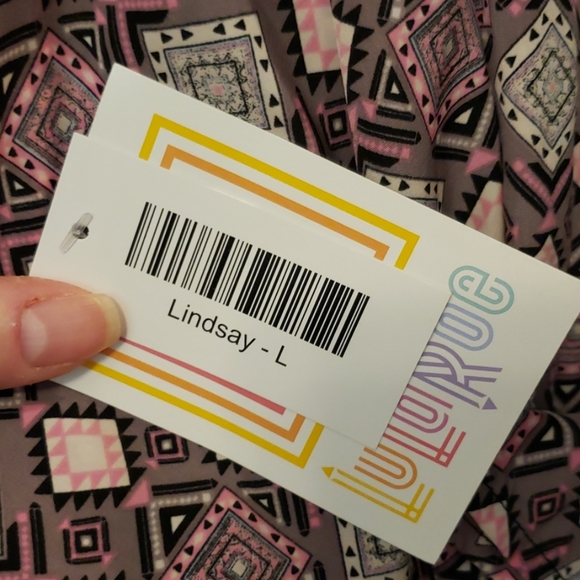 Lularoe - Picture 2 of 3